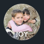 Tarjeta Festiva Foto de Navidades de la joya de Wreath en Laurel m<br><div class="desc">¡Estas elegantes tarjetas fotográficas de vacaciones cuentan con un marco de laurel alrededor de tu foto! Para añadir un toque, ¡pinche un agujero en la parte superior y conecte una cinta! El color de la parte posterior se puede personalizar a cualquier color de su gusto, utilizando las herramientas de personalización....</div>