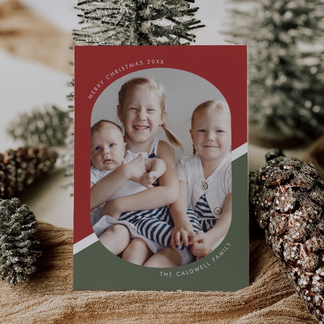 Tarjeta Festiva Foto de Navidades familiares de la familia POPPY R (POPPY Red Green Unique Xmas Family Christmas Photo Holiday Card)