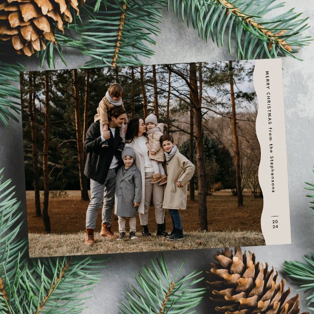 Tarjeta Festiva Foto de Navidades modernos y neutros con bordes on (Subido por el creador)