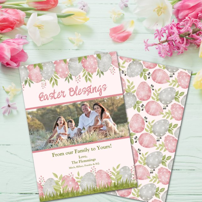 Tarjeta Festiva Foto de Pascua de Personalizable dulce Egg-stra (Egg-stra Sweet Easter Photo Holiday Card)