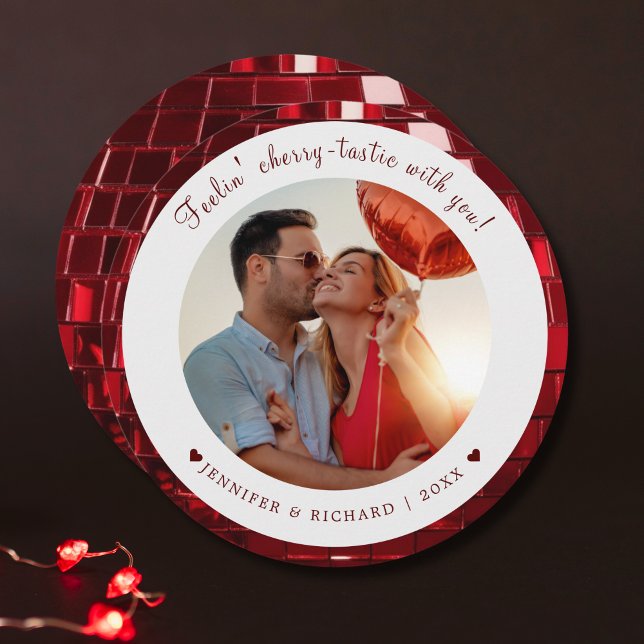 Tarjeta Festiva Foto El día de San Valentín personalizada con códi (Cherry Coded Personalized Valentine's Day Photo Holiday Card)
