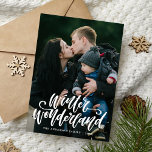 Tarjeta Festiva Foto manuscrita de Winter Wonderland<br><div class="desc">Tarjeta fotográfica navideña Winter Wonderland con su foto favorita con "Winter Wonderland" en un guión escrito con letras blancas y el nombre de su familia y el año siguiente. La linda tarjeta fotográfica de las vacaciones de invierno revierte a un fondo de nieve azul y blanco y nieve. Diseñado para...</div>