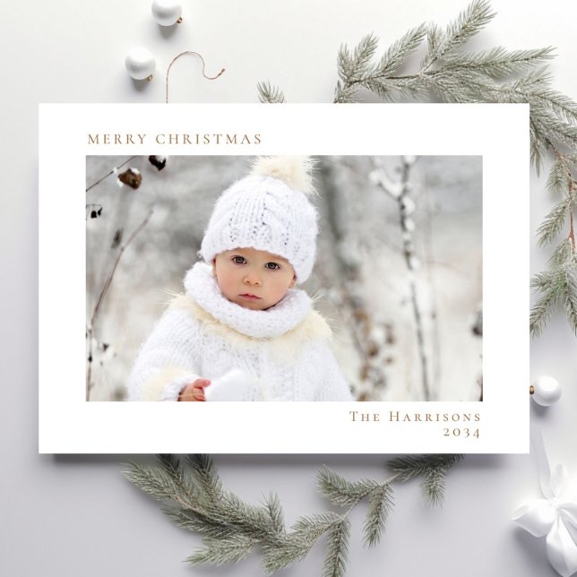 Tarjeta Festiva Foto mínima moderna de Navidades de oro blanco (Share the love and warmth of the holiday season with this personalized photo Christmas card)