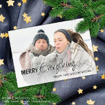 Tarjeta Festiva Foto personalizado Divertido Merry Everything Humo<br><div class="desc">Única, clásica, moderna, bonito y decorativa tarjeta de vacaciones. Cute Merry Everything saluda texto y espacio para personalizar o personalizar con una foto, nombre de familia (o nombres individuales) y (limitado) mensaje de su elección. Con un elegante estilo rústico de casa de campo estilo casa de campo de madera de...</div>
