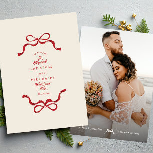 Tarjeta Festiva Foto retro de arcos casados con crema y rojo