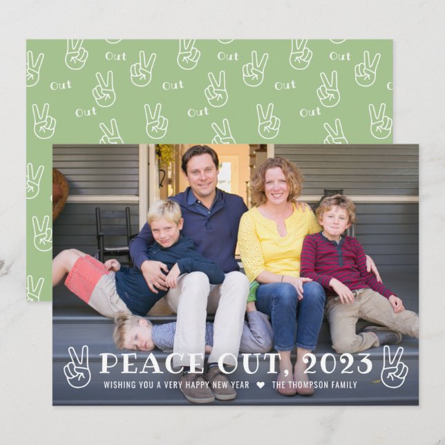 Tarjeta Festiva Fotografía divertida de Peace Out 2023 Green Happy (Anverso / Reverso)
