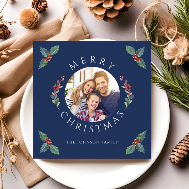 Tarjeta Festiva Fotos botánicas de Merry Christmas Holly (Merry Christmas Holly Botanical Photo Holiday Card)