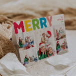 Tarjeta Festiva Fotos de cinco merry dobladas coloridas y brillant<br><div class="desc">Capturar la alegría y la magia de la temporada navideña con esta tarjeta única y festiva, colorida y brillante de las cinco fotos de ferias plegadas. Su diseño es sencillo y divertido, con una paleta de colores arcoiris de color rojo, verde, amarillo, azul, naranja y rosa, creando un ambiente vibrante...</div>