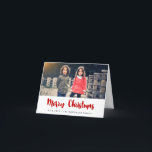 Tarjeta Festiva Fotos de la familia de fuentes rojas de moda navid<br><div class="desc">Una tipografía moderna de un cepillo para esta colección de tarjetas fotográficas de vacaciones personalizable.</div>