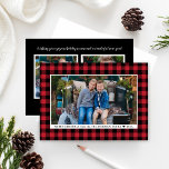 Tarjeta Festiva Fotos de Merry Christmas Red Buffalo Plaid<br><div class="desc">Envíe saludos de vacaciones con nuestras elegantes tarjetas de fotos rústicas con un clásico patrón de cheque/plaid de búfalo rojo y negro enmarcando su foto favorita de Navidades horizontales (3 x 5) en la parte delantera, con dos espacios de fotos cuadrados extra en la parte posterior. Personalice el texto del...</div>