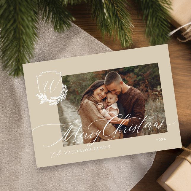 Tarjeta Festiva Fotos del Monograma de Merry Christmas Winland (Merry Christmas Winter Garland Monogram Photo Holiday Card)