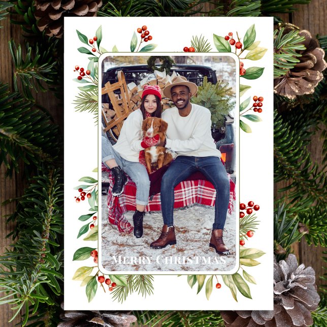 Tarjeta Festiva Fotos navideñas de Feliz Verde Botánico Holly (Watercolor greenery and red holly berries photo card. )