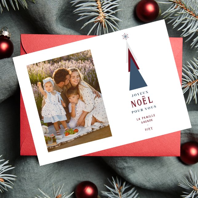 Tarjeta Festiva French Stylish Colorful Christmas Tree Photo (French Modern and Colorful Christmas Card with Christmas Tree Photo, including an Envelope.)