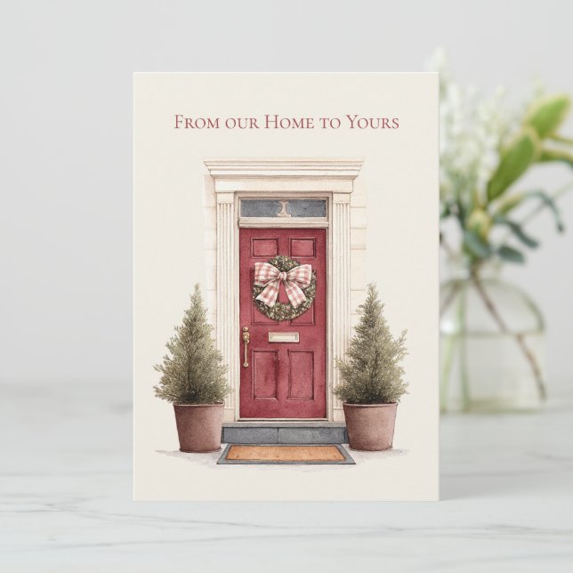 Tarjeta Festiva From Our Home to Yours Red Holiday Christmas (Anverso de pie)