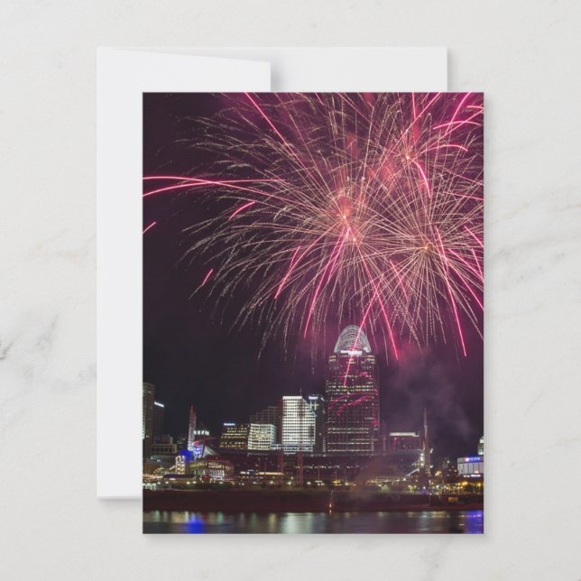Tarjeta Festiva Fuegos artificiales sobre Cincinnati (Anverso)