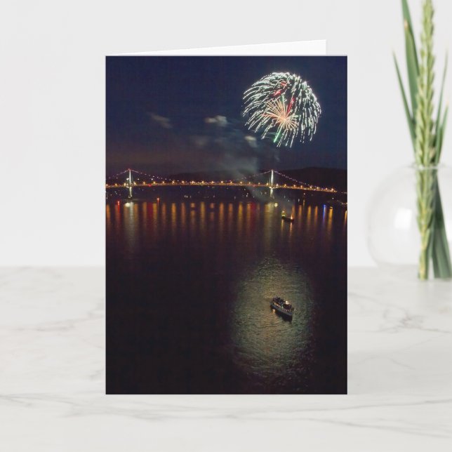 Tarjeta Festiva Fuegos artificiales Sobre El Río Hudson (Anverso)