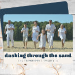 Tarjeta Festiva Funny Beach Navidades Personalizado Familia Foto A<br><div class="desc">Traiga un toque de humor y sol a sus saludos de vacaciones con nuestra tarjeta de vacaciones azul de la familia Personalizado Funny Beach Navidades. Perfecto para las familias que aman la playa o están pasando las vacaciones en climas tropicales, esta tarjeta presenta un divertido tema náutico con frases como...</div>