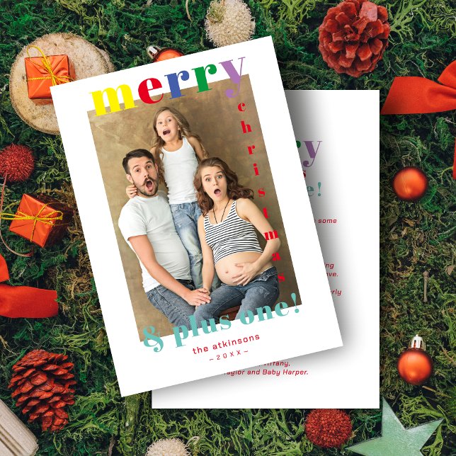 Tarjeta Festiva Funny Merry Christmas & Plus One Family Photo (Funny 'Merry Christmas & Plus One!' Quote Family Photo Holiday Card with Envelope.)