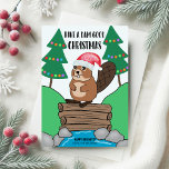 Tarjeta Festiva Funny Santa Beaver Dam Buenos Navidades<br><div class="desc">Comparte algo de humor de las vacaciones con esta tarjeta de Navidades que presenta un lindo castor en un sombrero de Santa Claus parado sobre su presa en un arroyo rodeado de árboles de Navidad. Greeting dice "Ten una represa buenos Navidades". Obra original de KL Stock.</div>