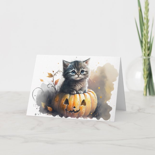 Tarjeta Festiva Gatito de Halloween en acuarela en una calabaza de (Anverso)
