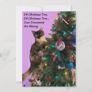 Tarjeta Festiva Gato Divertido en Árbol Mirando Adornos Navideños