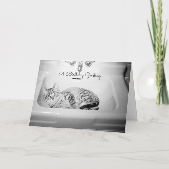 Tarjeta Festiva Gato en un rosado, línea de cumpleaños retro Kitte (Anverso)