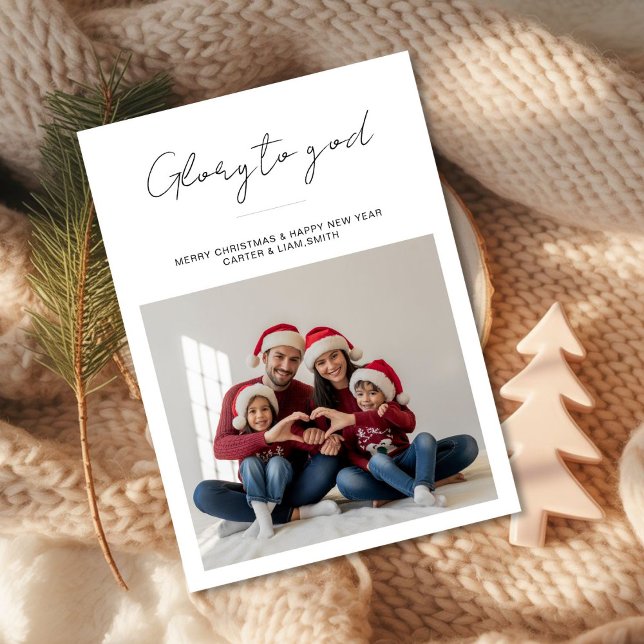 Tarjeta Festiva Glory to God Red Sweater Family christmas  Card (Subido por el creador)