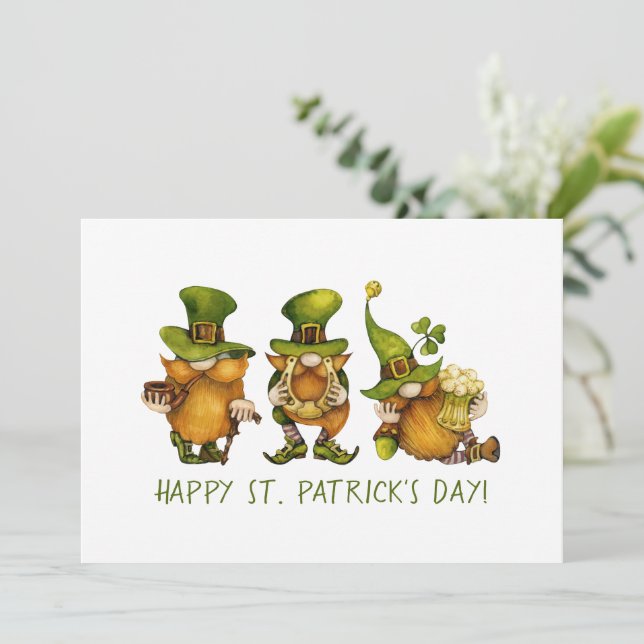 Tarjeta Festiva Gnomo Irlandés Bonito Día de San Patricio Personal (Anverso de pie)