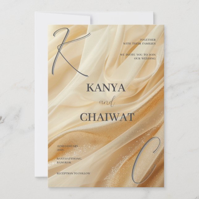 Tarjeta Festiva Golden Satin Luxe Wedding Invitation | Sparkle Cre (Anverso)