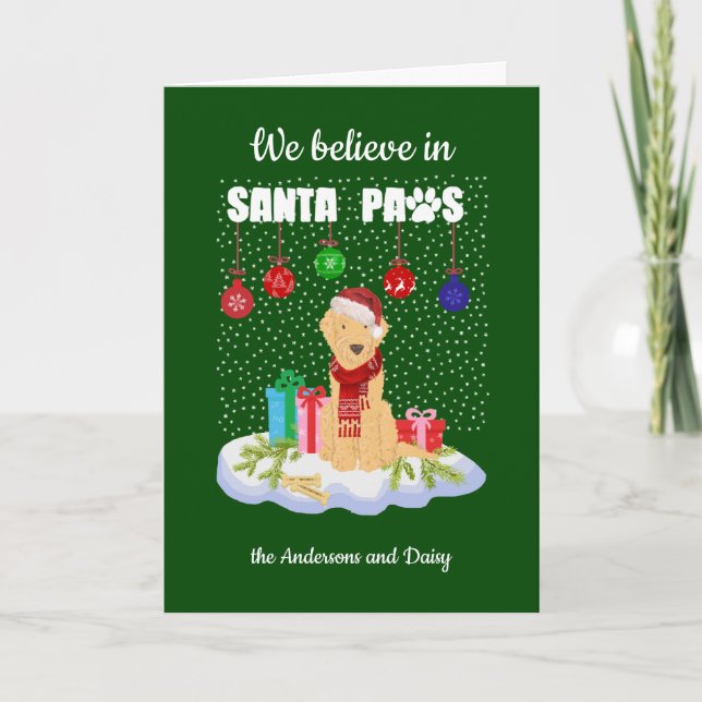 Tarjeta Festiva Goldendoodle cree Navidades de Santa Paws (Anverso)