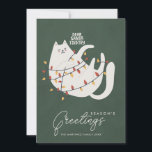 Tarjeta Festiva Graciosos Navidades de gatos alumbran saludos de t<br><div class="desc">Un gatito blanco travieso y juguetón se enreda con luces de Navidades rojas y amarillas. La frase "Querido Papá Noel lo intentó" está arriba. Personaliza con tu nombre abajo y con un mensaje personal en la parte posterior.</div>