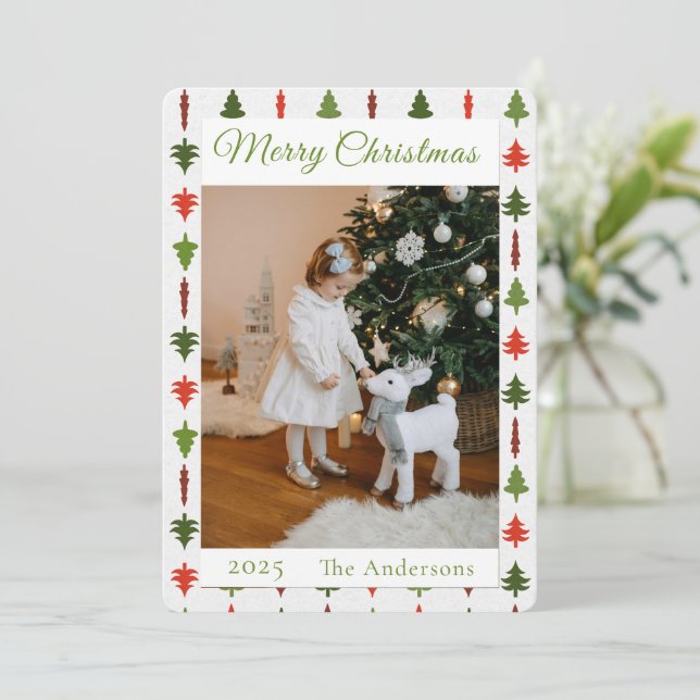 Tarjeta Festiva Green and Red Christmas Tree Photo  (Anverso de pie)