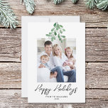 Tarjeta Festiva Green Winter Mistletoe Happy Holidays Photo<br><div class="desc">Esta tarjeta de vacaciones es sencilla y elegante y está decorada con una vegetación mistletoe acuarela y tipografía de guiones. Personalizable fácil con tu foto. Acuarela original © Michele Davies.</div>