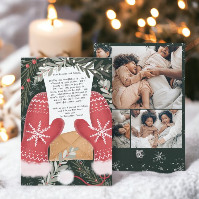 Tarjeta Festiva Guantes divertidos Navidades de ilustracion famili (Fun gloves illustration Christmas family 3 photos Holiday Card)