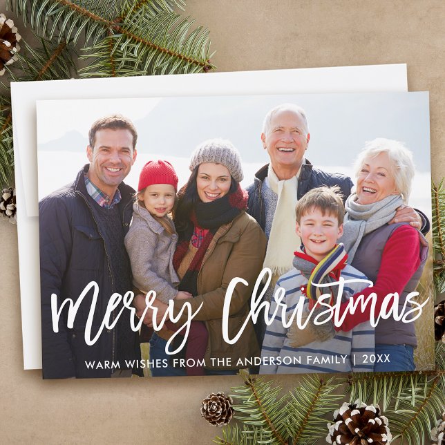 Tarjeta Festiva Guión de pincel moderno Fotos de la familia navide (Customize to add text to back of card.)