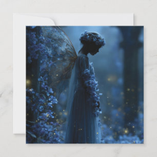 Tarjeta Festiva Hada Azul Mística en un Encantado Jardín Iluminado