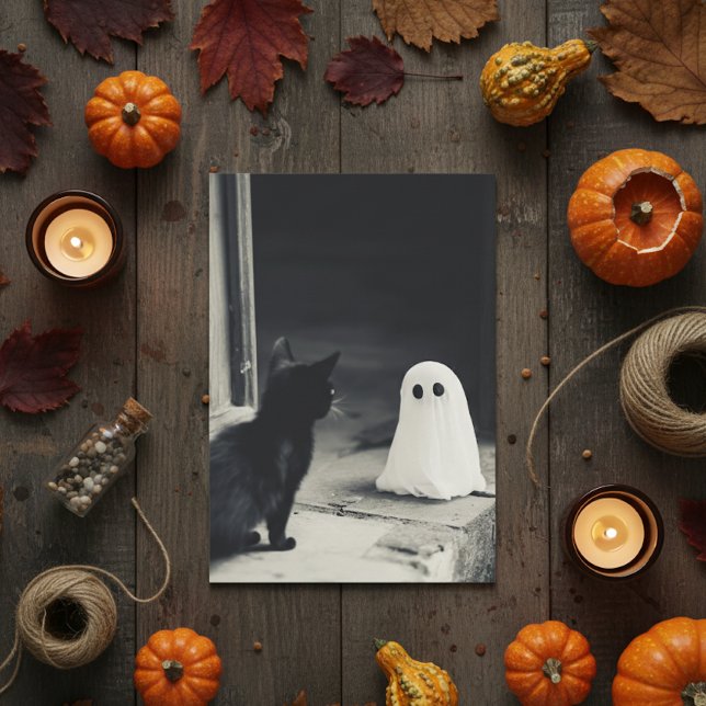 Tarjeta Festiva Halloween de bebé lindo y ghost y gatitos (Subido por el creador)