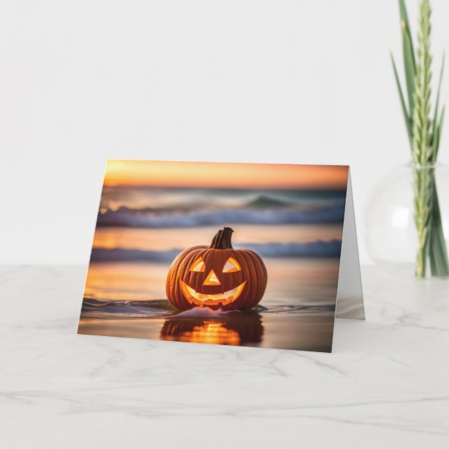 Tarjeta Festiva Halloween Jack-o-Lantern en la playa (Anverso)