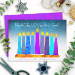 Tarjeta Festiva Hanukkah Boho Velas de Paz Amor Luz Turquesa<br><div class="desc">"Paz, amor y luz". Un ilustracion juguetón, moderno y artístico de velas de patrón boho en una menorah te ayuda a iniciar las vacaciones de Hanukkah. Las velas azules variadas con motivos de Relieve metalizado falsos coloridos superponen un gradiente turquesa al fondo texturado blanco. Relieve metalizado falso rosado rosado de...</div>