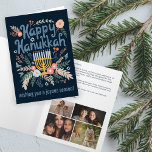 Tarjeta Festiva Hanukkah FLorals PERSONALIZADO de arte dibujado a<br><div class="desc">¡Dulce dibujo para desear a alguien unas vacaciones felices! ¡Añade tus propias fotos y texto! Haga clic en "personalizar" para agregar sus propias fotos y texto al interior y cambiar el texto y la ilustración en la parte delantera y trasera. También puedes cambiar colores y fuentes, todo es personalizable. También...</div>