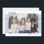 Tarjeta Festiva Hanukkah simple y moderna con rayas azules y blanc<br><div class="desc">Elegantes y bonitas tarjetas de fotos son perfectas para todos tus amigos y familia esta temporada de vacaciones. Personalizar el texto "feliz hanukkah" con tu propio saludo y cambia el nombre de la familia y el año e intercambia la foto por una foto de tus hijos, mascota o toda la...</div>