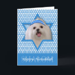 Tarjeta Festiva Hanukkah Star of David - Maltés<br><div class="desc">Lo que podría hacer que decir Feliz Hanukkah fuera más divertido que tener a este perro maltés usando un Yamaka rodeado por la Estrella de David. Este fantástico diseño vacacional hará las delicias de tus amigos y familiares, así como de otros amantes de los animales. Este diseño está disponible en...</div>