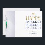 Tarjeta Festiva Happy Hanukkah Chanukah Holiday Photo Card<br><div class="desc">En este diseño se incorpora el diseño de Relieve metalizado de oro simulado falso. Personalice el texto personalizado anterior. En nuestra colección "Happy Hanukkah Chanukah" se pueden encontrar elementos de coordinación adicionales.</div>