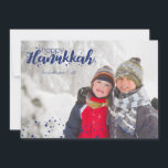 Tarjeta Festiva Happy Hanukkah Snow Bubbles Holiday Card<br><div class="desc">La elegante y bonita tarjeta de fotos Happy Hanukkah Snow Bubbles Holiday es perfecta para todos sus amigos y familia en esta temporada de vacaciones. Personalizar el texto con el nombre de tu familia y el año e intercambia la foto por una foto de tus hijos, mascota o toda la...</div>