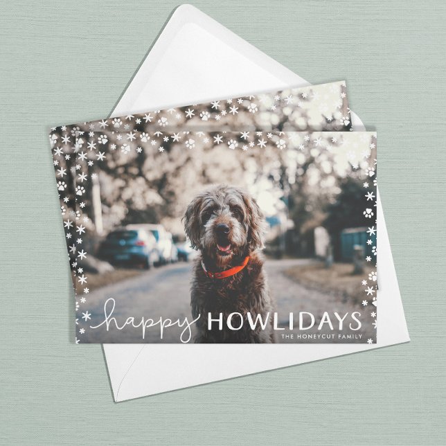 Tarjeta Festiva Happy Howlidays Pet Lover Holiday Photo Card (Happy Holidays pet holiday card with snowflake and paw print border)