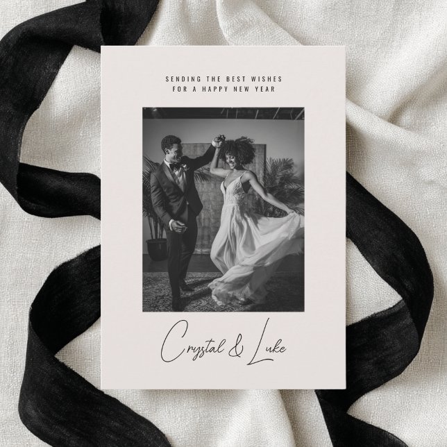 Tarjeta Festiva Happy New Year Simple Modern Script One Photo (Subido por el creador)