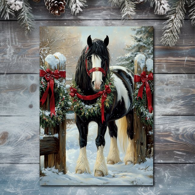 Tarjeta Festiva Hermosa camiseta Borrador de caballos y Navidades  (Front - Beautiful Shire Draught Horse and Wreath Christmas Holiday Card)