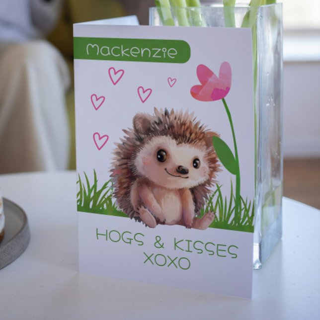 Tarjeta Festiva Hogs y besos de Hedgehog personalizados San Valent (Hedgehog Hugs personalized Valentines Holiday Card by Ricaso. Hogs and Kisses cute hedgehog cards)