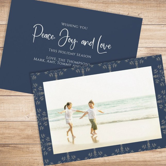 Tarjeta Festiva Holiday Peace Joy Love Elegant Snowflakes 1 Photo (Christmas holiday simple peace, joy, and love navy blue photo card. )