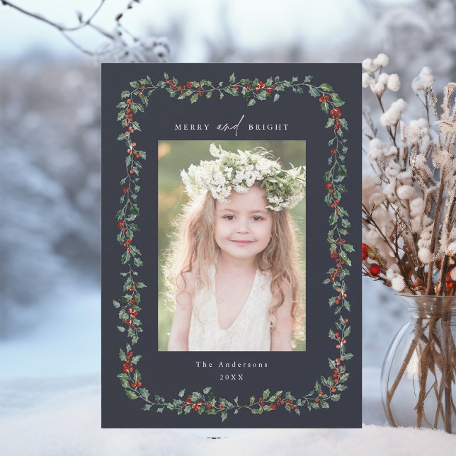 Tarjeta Festiva Holly Berry Frame Merry & Bright Photo Navy (Subido por el creador)